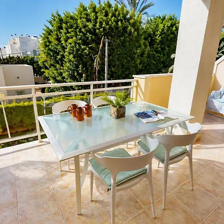 Apartment Luz De Luna Moderno En Con Terraza Y Piscina By Family Homes